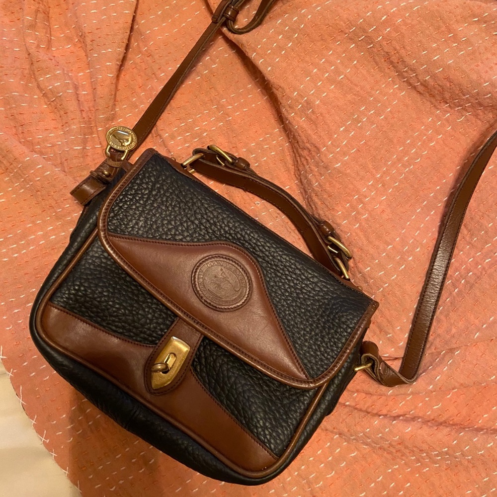 Vintage 1970s Dooney & Bourke crossbody bag